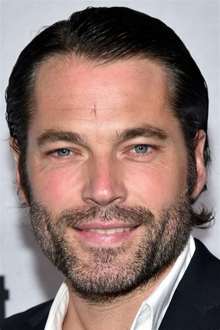 Tim Rozon Biography, Age, Height, Wife, Net Worth, Family