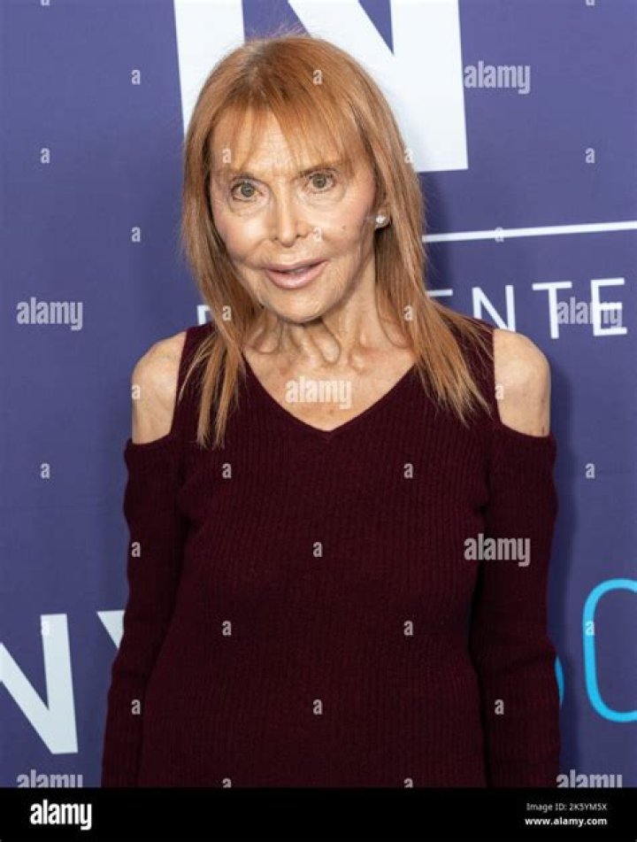 Tina New Biography, Age, Height, Husband, Net Worth, Family