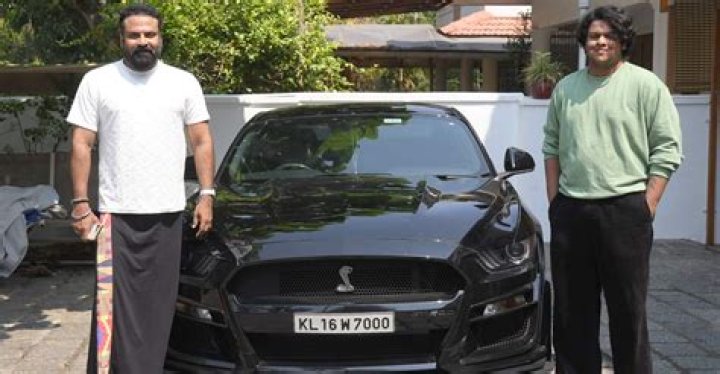 Tini Tom Biography, Age, Height, Wife, Net Worth, Family