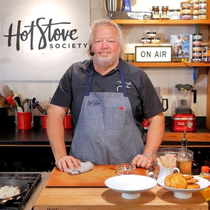 Tom Douglas Biography, Age, Height, Wife, Net Worth, Family