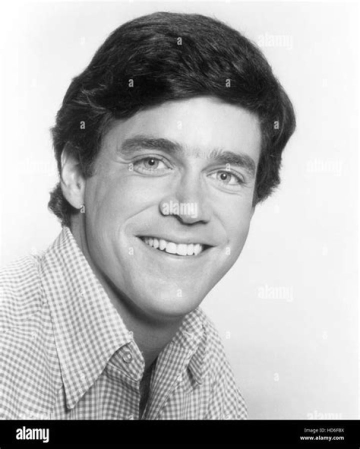 Tom Fitzsimmons Biography, Age, Height, Wife, Net Worth, Family