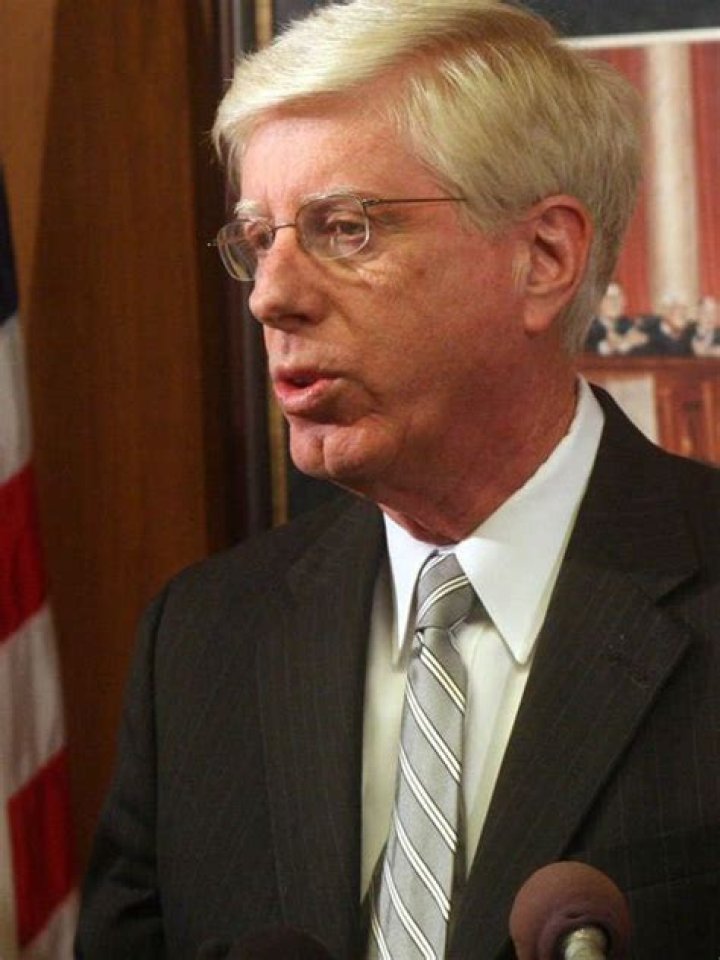 Tom Miller (politician) Biography, Age, Height, Wife, Net Worth and Family