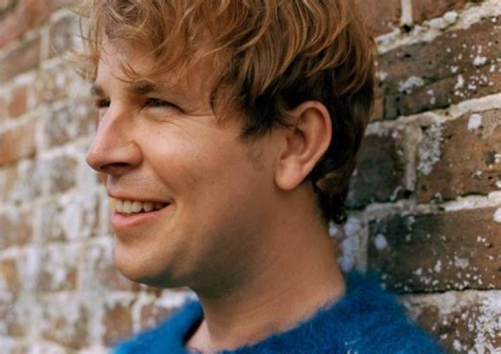 Tom Odell Biography, Age, Height, Wife, Net Worth, Family