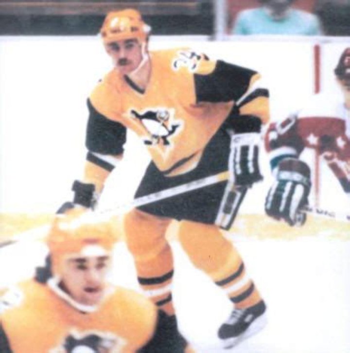 Tom Thornbury Biography, Age, Height, Net Worth, Family