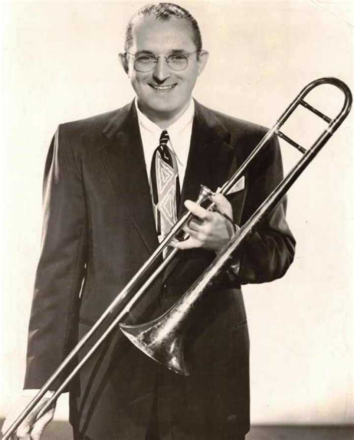Tommy Dorsey Biography, Age, Height, Wife, Net Worth, Family