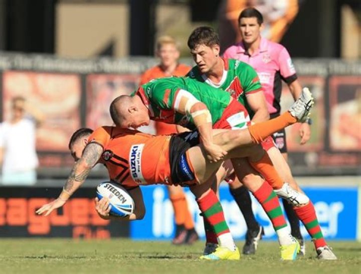 Travis Burns Biography, Age, Height, Wife, Net Worth, Family