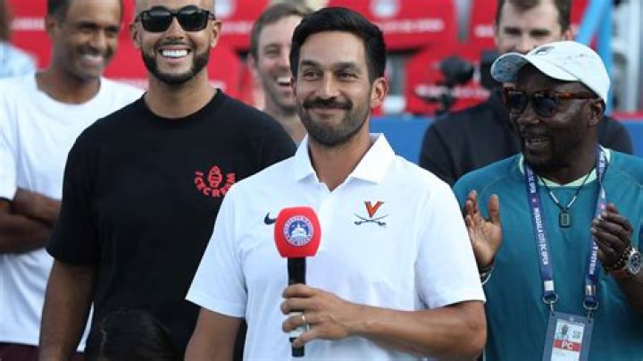 Treat Huey Biography, Age, Height, Wife, Net Worth, Family