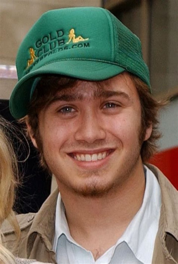 Trent Olsen Biography, Age, Height, Wife, Net Worth, Family