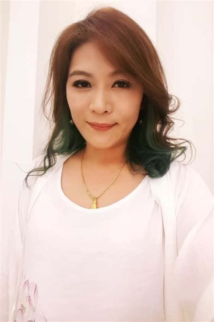 Tsai Yi-chen Biography, Age, Height, Husband, Net Worth, Family