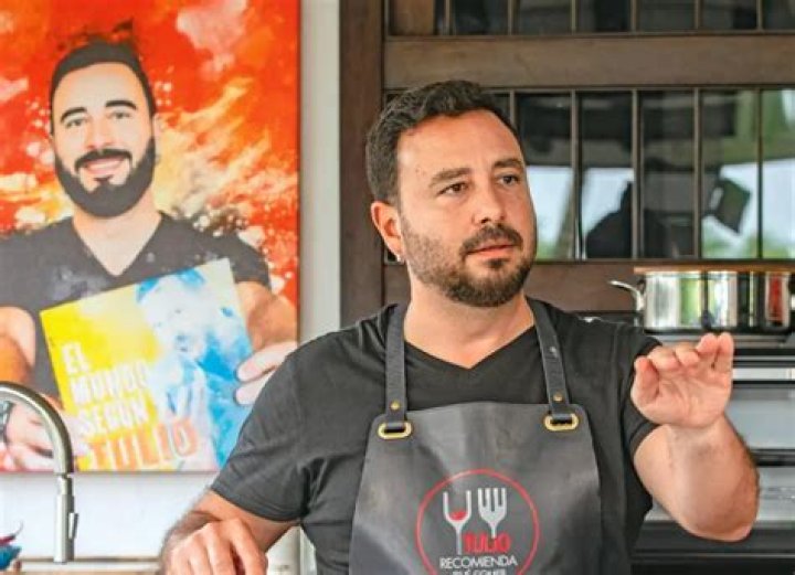 Tulio Zuloaga Biography, Age, Height, Wife, Net Worth, Family