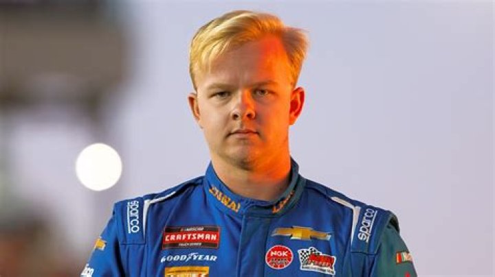 Tyler Ankrum Biography, Age, Height, Wife, Net Worth, Family