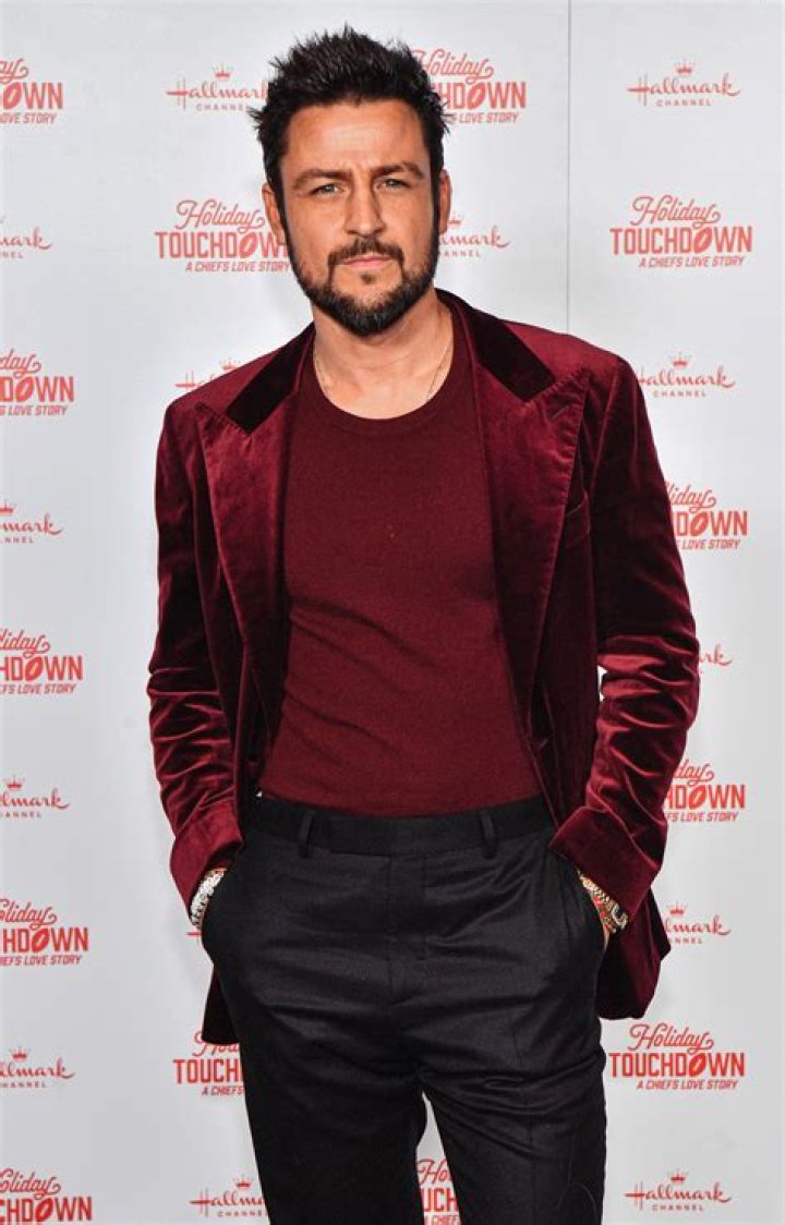 Tyler Hynes Biography, Age, Height, Wife, Net Worth, Family