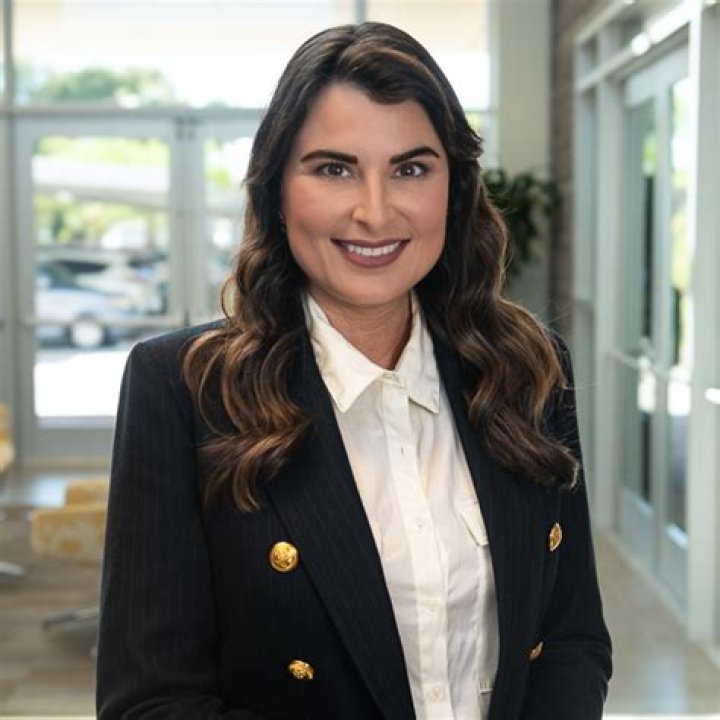 Vanessa Ruiz Biography, Age, Height, Husband, Net Worth, Family