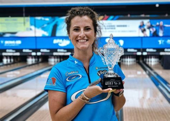 Verity Crawley Biography, Age, Height, Husband, Net Worth, Family