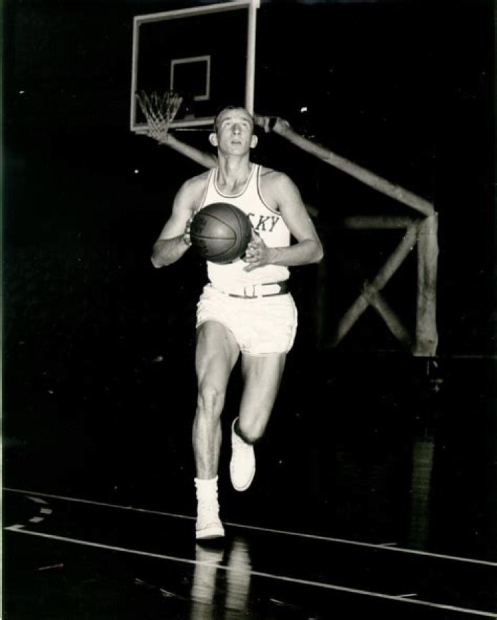 Vernon Hatton Biography, Age, Height, Wife, Net Worth and Family