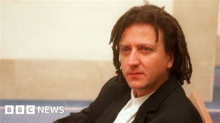 Victor Lewis-Smith Biography, Age, Height, Wife, Net Worth, Family