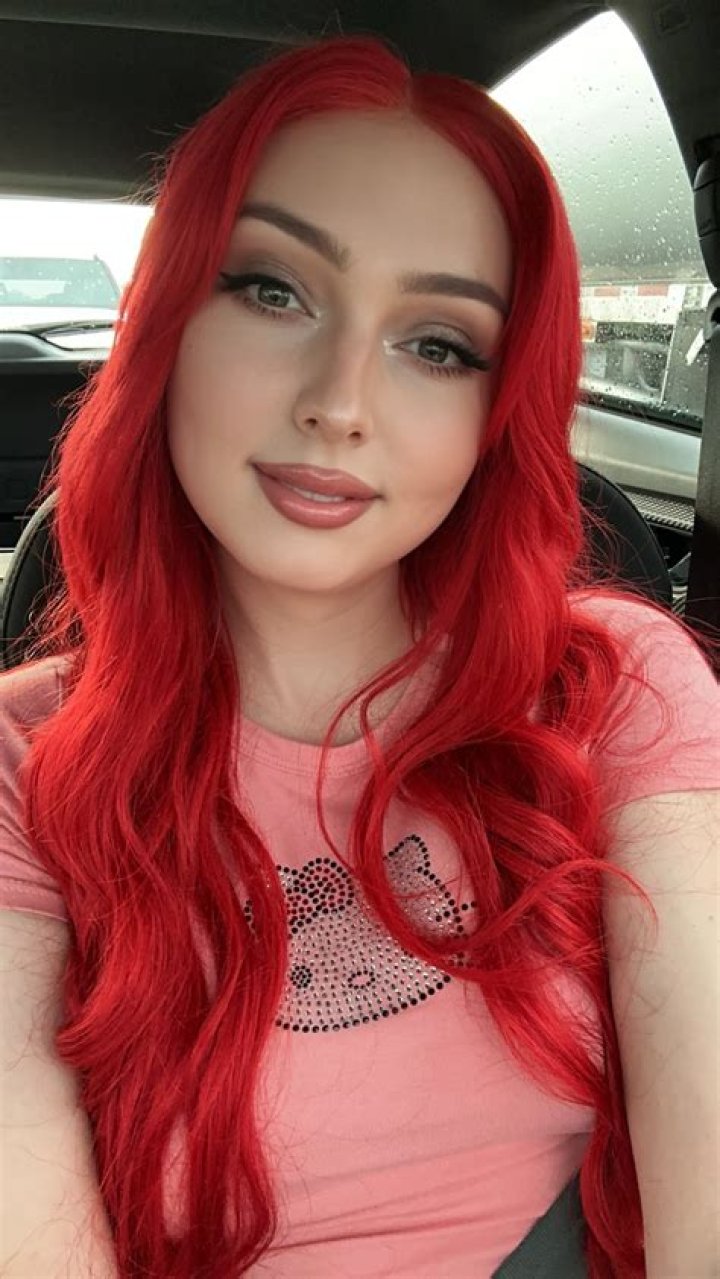 Victoria Price Biography, Age, Height, Husband, Net Worth, Family