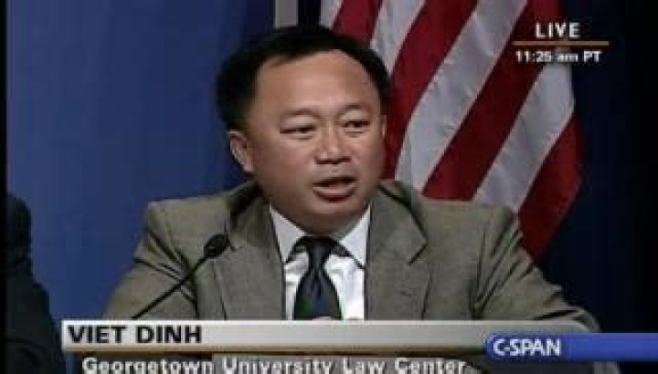 Viet D. Dinh biografía, edad, altura, esposo, net worth, familia