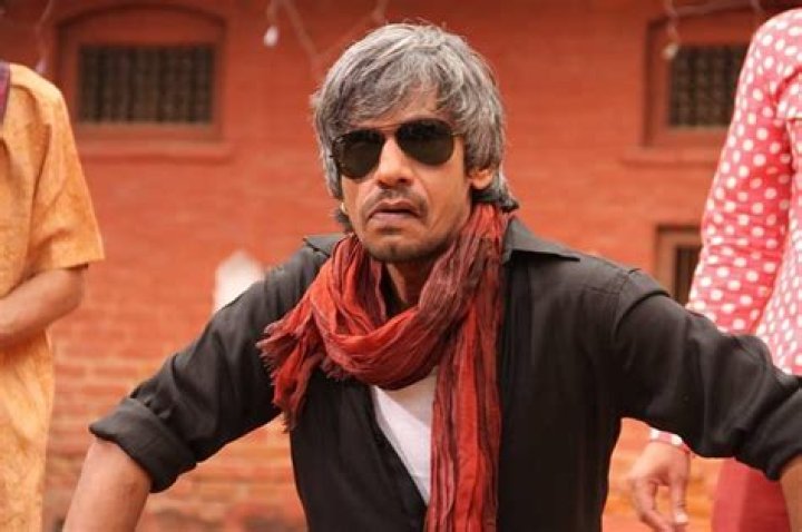 Vijay Raaz Biography, Age, Height, Wife, Net Worth, Family