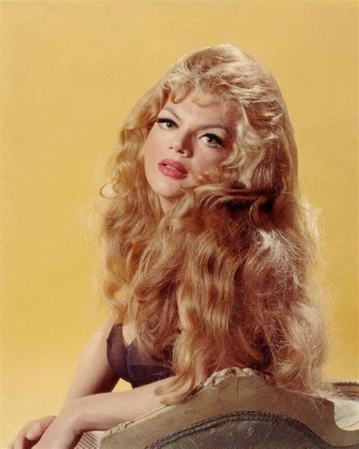 Violetta Villas Biography, Age, Height, Husband, Net Worth, Family