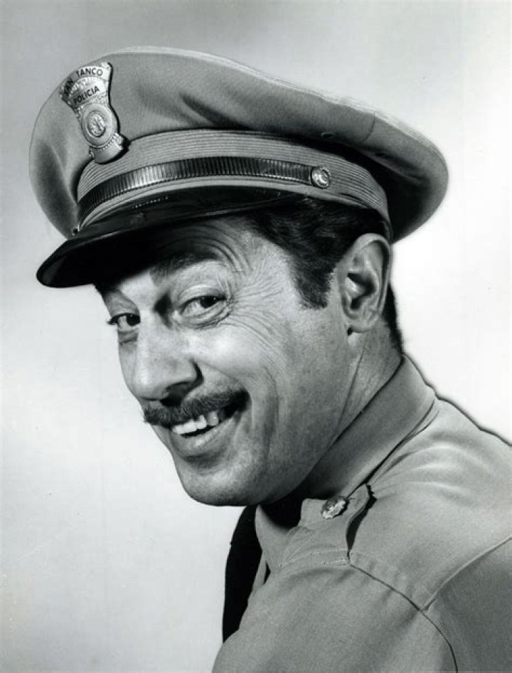 Vito Scotti biografía, edad, altura, esposo, net worth, familia