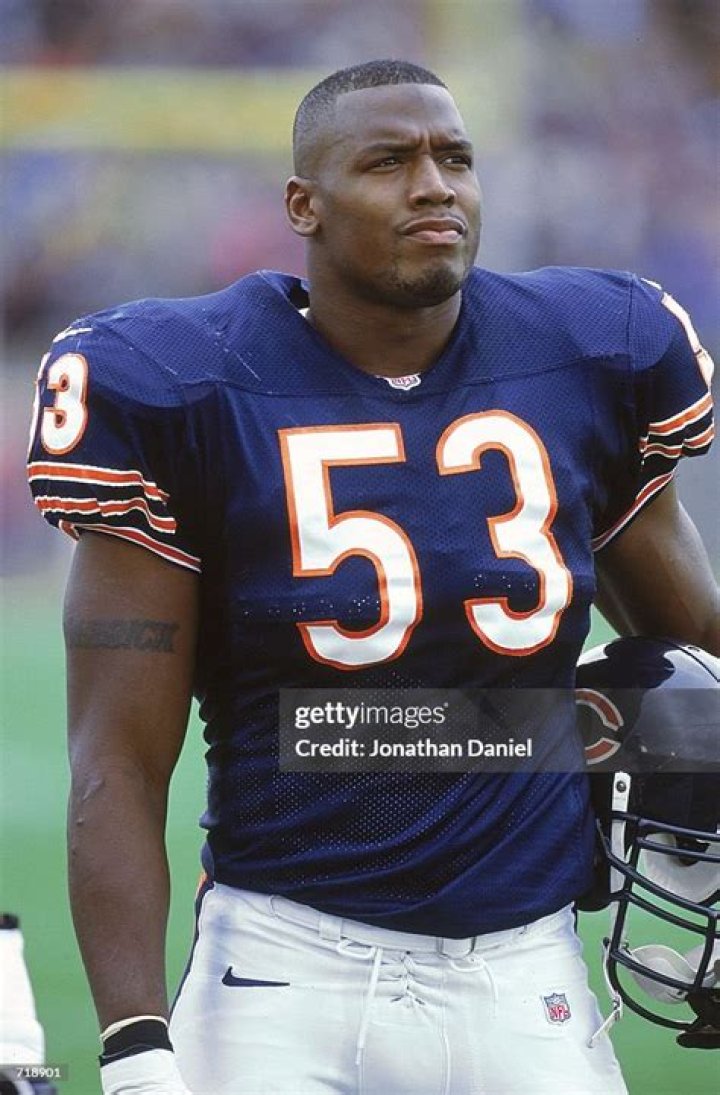 Warrick Holdman Biography, Age, Height, Wife, Net Worth, Family