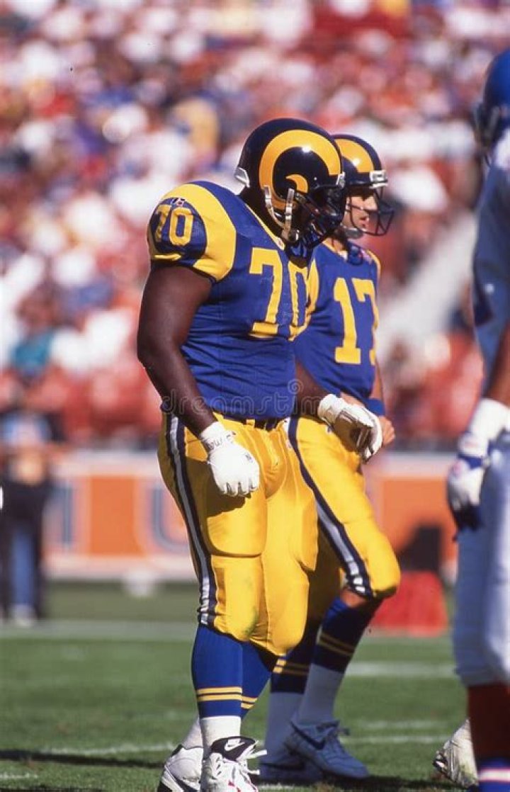 Wayne Gandy Biography, Age, Height, Wife, Net Worth, Family