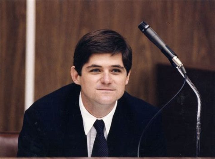 William Kennedy Smith Biography, Age, Height, Wife, Net Worth, Family