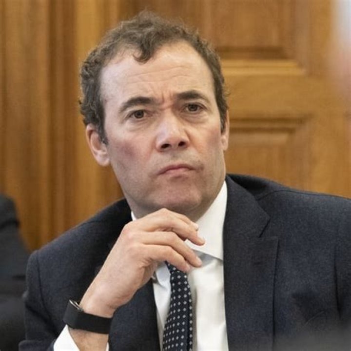 William Lewis Biography, Age, Height, Wife, Net Worth, Family