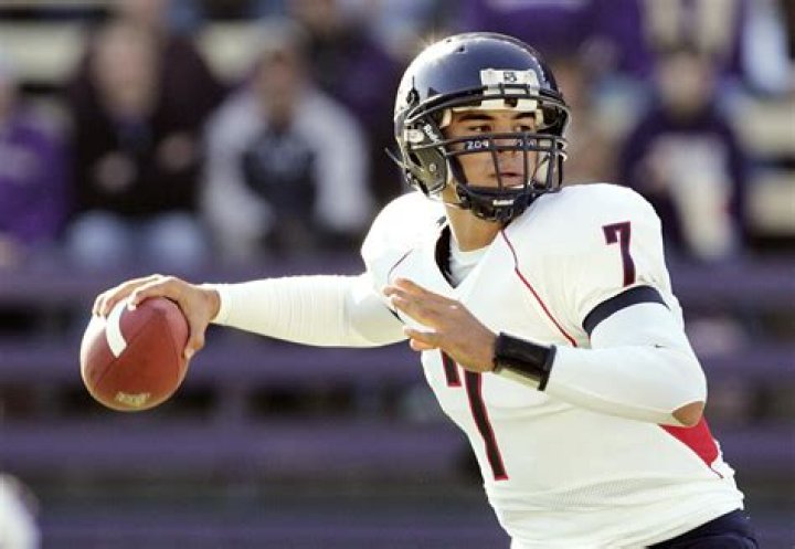 Willie Tuitama Biography, Age, Height, Wife, Net Worth, Family