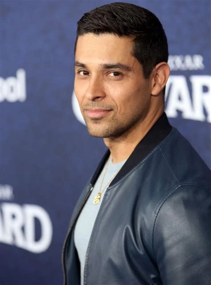 Wilmer Valderrama Biography, Age, Height, Wife, Net Worth, Family