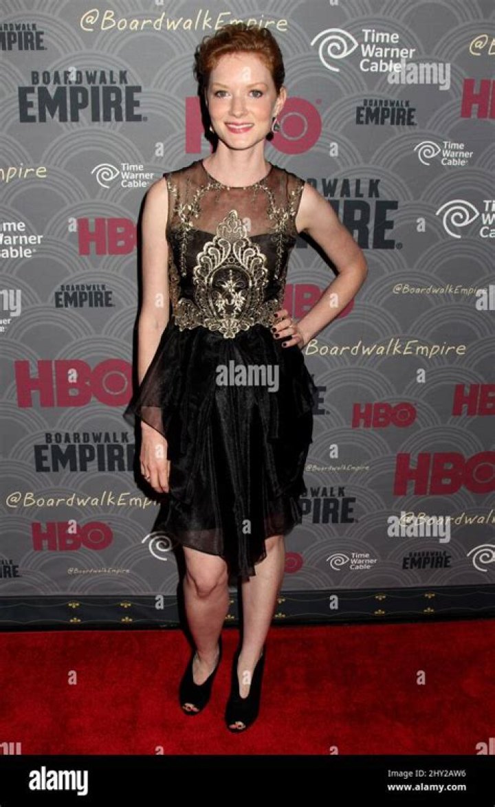 Wrenn Schmidt Biography, Age, Height, Husband, Net Worth, Family