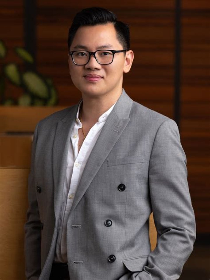 Yan Aung Biography, Age, Height, Wife, Net Worth, Family