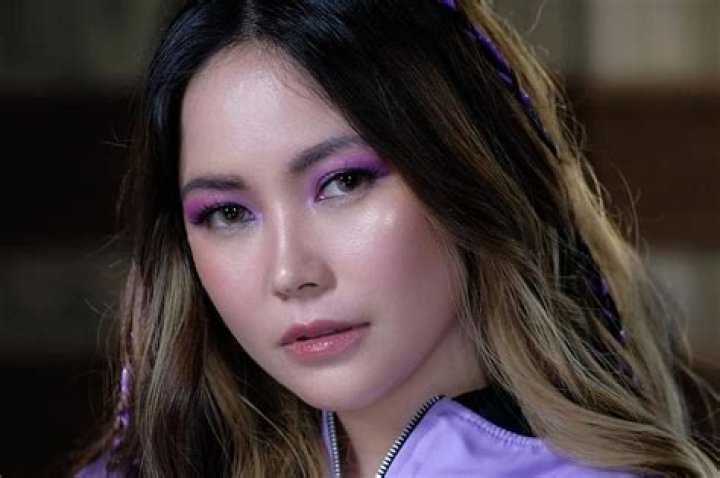 Yeng Constantino Biography, Age, Height, Husband, Net Worth, Family