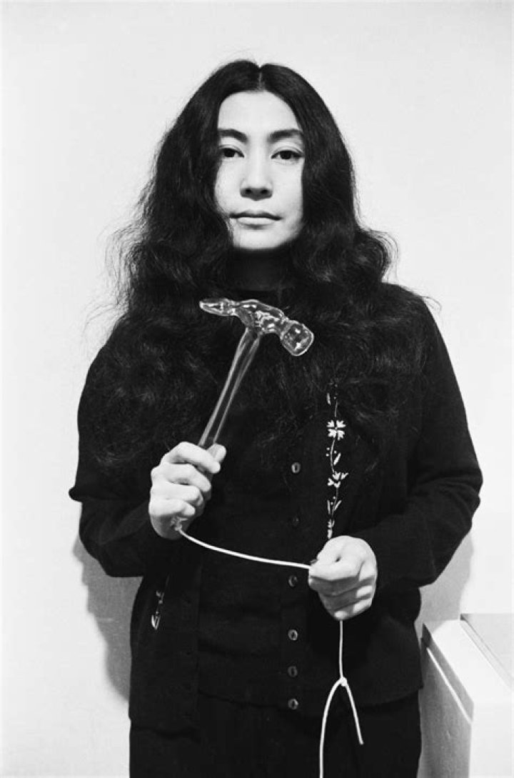 Yoko Ono Biography, Age, Height, Husband, Net Worth, Family