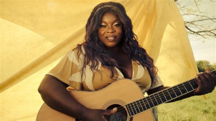 Yola Biography, Age, Height, Husband, Net Worth, Family