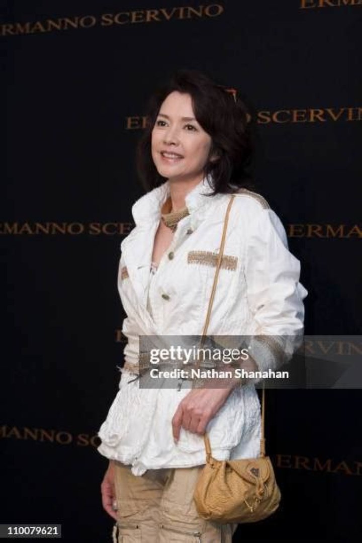 Yumi Takigawa Biography, Age, Height, Husband, Net Worth, Family