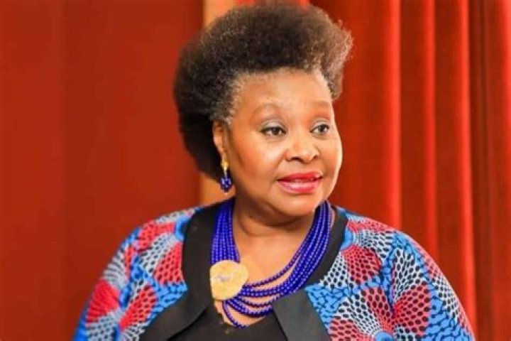 Yvonne Chaka Chaka Biography, Age, Height, Husband, Net Worth, Family